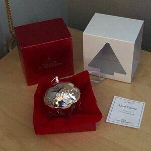 Wallace Silversmiths 2002 Silver Sleigh Bell - 32nd Edition